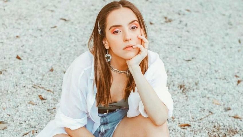 Evaluna Montaner conquista Instagram con top lencero y jeans a la cadera