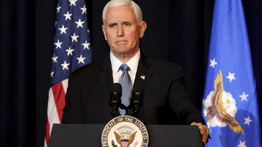 Mike Pence, exvicepresidente de EU, pide cesar ataques al FBI por allanamiento en casa de Donald Trump