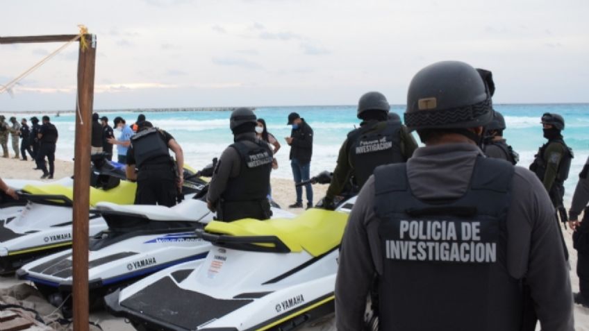 Retiran puestos irregulares en las playas públicas de Cancún