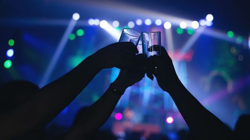 ¡Vuelve la fiesta! Permitirán bares, cantinas y conciertos en Nuevo León