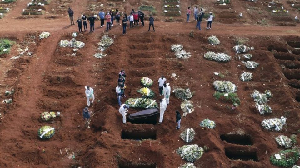 La mayoría de los países ha registrado un repunte de muertes por Covid-19. Foto: AP