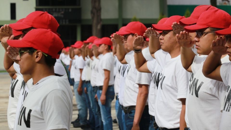 El pleno de la Cámara de Diputados aprobó por unanimidad la cartilla militar como requisito para salir del país.  Foto: Cuartoscuro