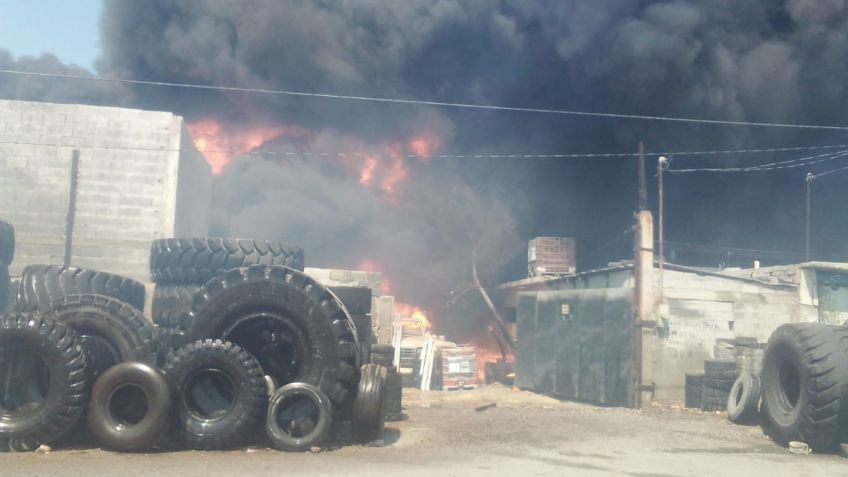 Se registran 200 incendios urbanos en un día en Monterrey, Nuevo León