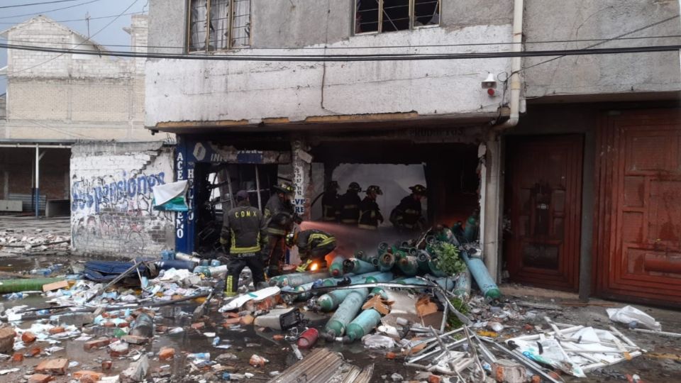 En el lugar se vendían tanques de oxígeno. Foto: Secretaría de Gestión Integral de Riesgos y PC.