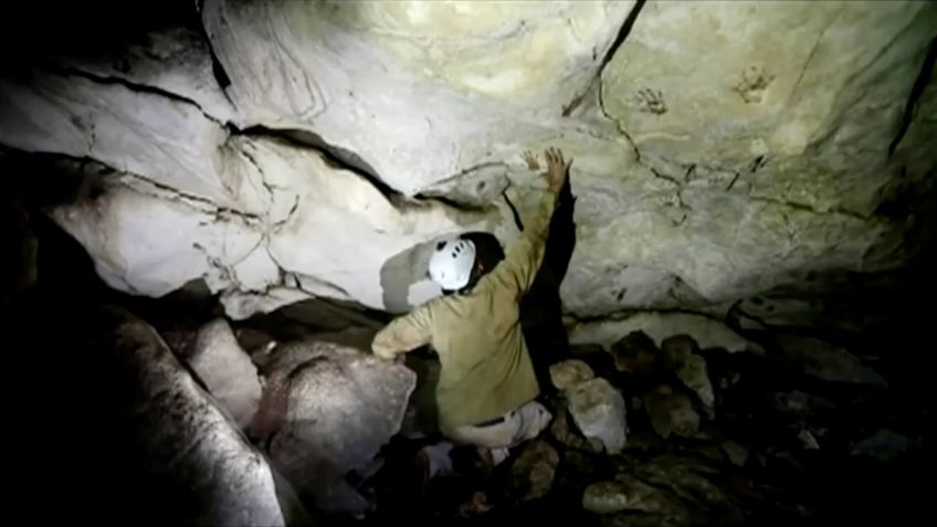 En cueva yucateca, hallan huellas de niños de hace 1,200 años