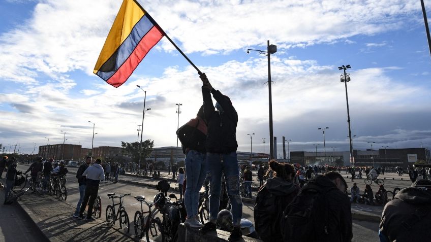 Al menos 42 muertos y más de 700 civiles heridos tras trece días de protestas en Colombia