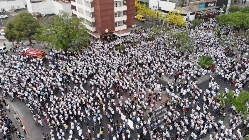 Marchan 10 mil en Jalisco, piden justicia por asesinato de hermanos