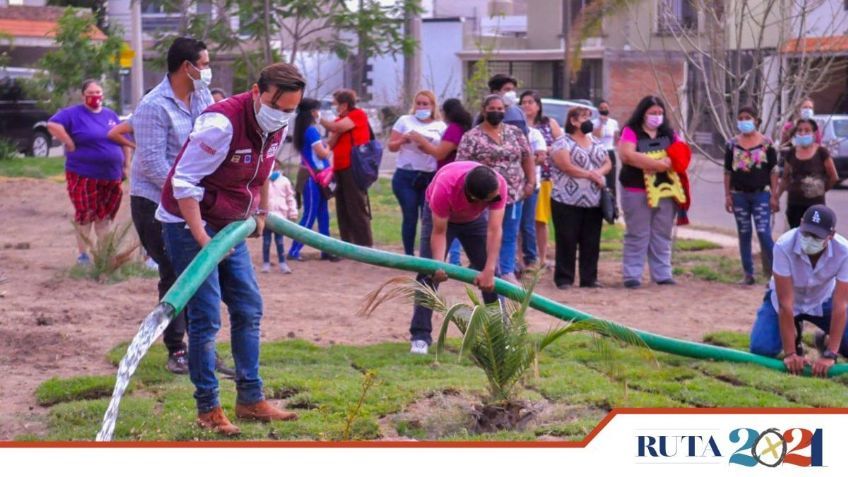 Arturo Ávila hace la ‘chamba’ de la capital de Aguascalientes