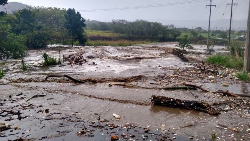 Más de 600 viviendas afectadas por fuertes lluvias en Veracruz