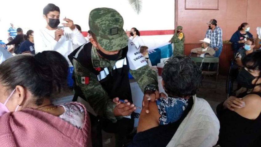 Colima registra 2 fallecimientos de adultos mayores vacunados