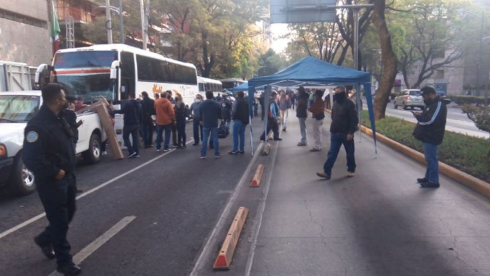 Av. Insurgentes se encuentra cerrada a la altura de Fernando Villalpando con dirección al Sur. FOTO: @OVIALCDMX