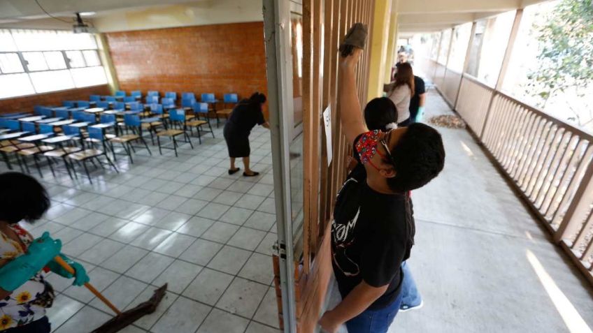 Padres de familia de Nuevo León piden aprobación del regreso a clases en educación básica