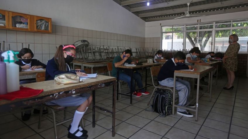 Regreso a clases SEP será en agosto, AMLO afirma que sí o sí reabrirán escuelas