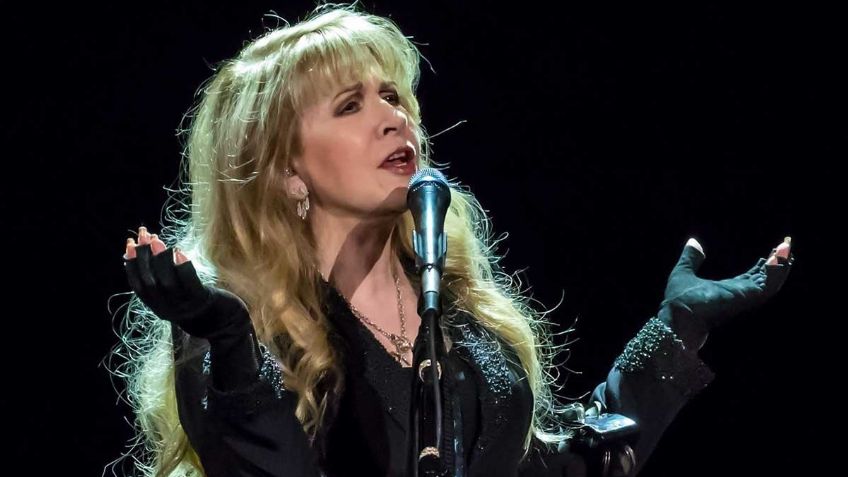 Stevie Nicks, leyenda de la música, cumple 73 años; la única mujer en entrar dos veces al Salón de la Fama del Rock