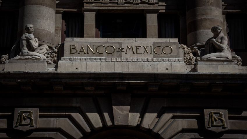 Inversión, elecciones y vacunación, en la mira de Banxico