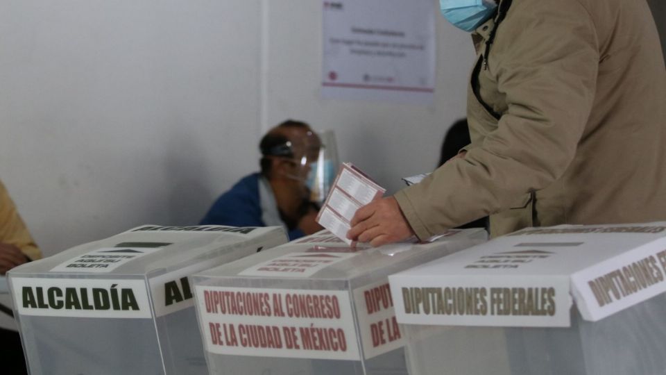 Morena perdería la mayoría en la CDMX. Foto: Cuartoscuro