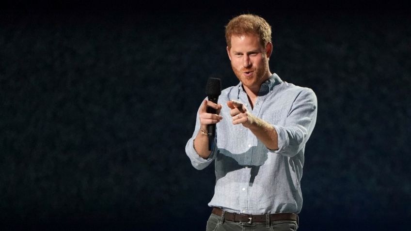 ¡Ya es todo un rockstar! Príncipe Harry ARRASA en su primera presentación EN VIVO: VIDEO