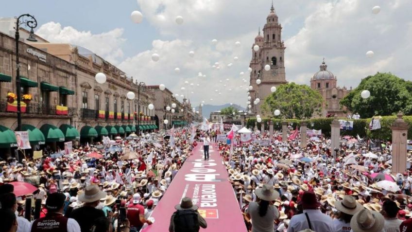 Alfredo Ramírez Bedolla cierra campaña frente a 40 mil personas en Morelia