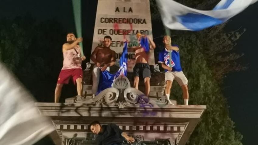 Feministas critican a aficionados de Cruz Azul por destrozos en celebración