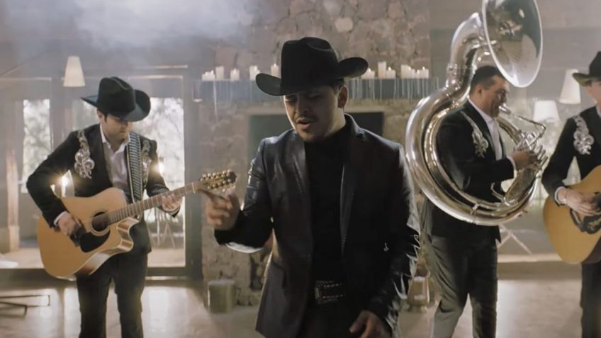 Christian Nodal y Los Plebes del Rancho estrenan su cuarta colaboración “Ya no superé”