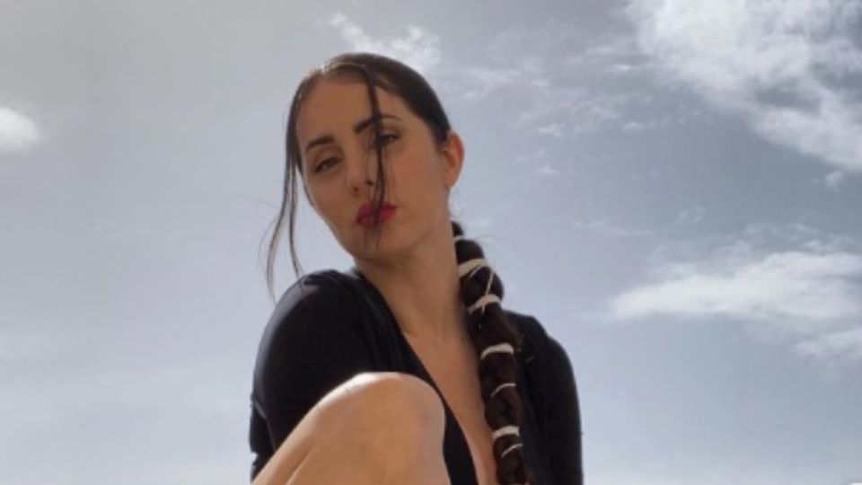 Mala Rodríguez muestra sus habilidades en Pole Dance. Foto: Instagram