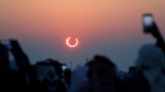 Eclipse SOLAR llamado "Anillo de fuego" creará en el cielo CUERNOS rojos del DIABLO: VIDEO