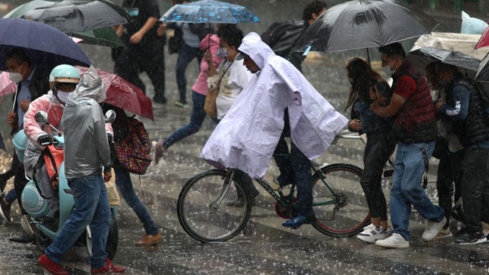 Se pronostican intervalos de chubascos y granizadas en la Ciudad de México y Edomex. Foto: Cuartoscuro