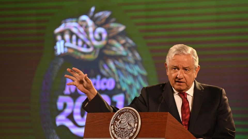 López Obrador reconoció la labor de Hugo-López Gatell, durante la pandemia por Covid-19 
FOTO: Leslie Pérez