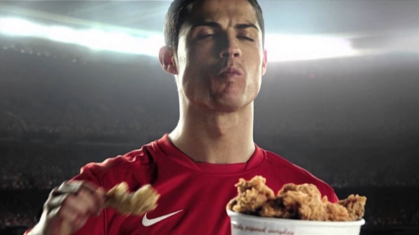 ¿Cristiano Ronaldo odia la Coca-Cola, pero come pollo de KFC? Redes tunden al futbolista