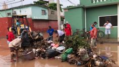 Juchitán amanece entre lodo y basura, reportan mil viviendas afectadas por desbordamiento de río