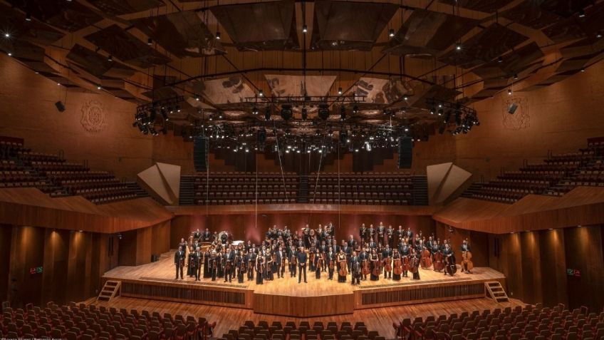 Orquesta Sinfónica de Minería homenajea a víctimas de COVID-19