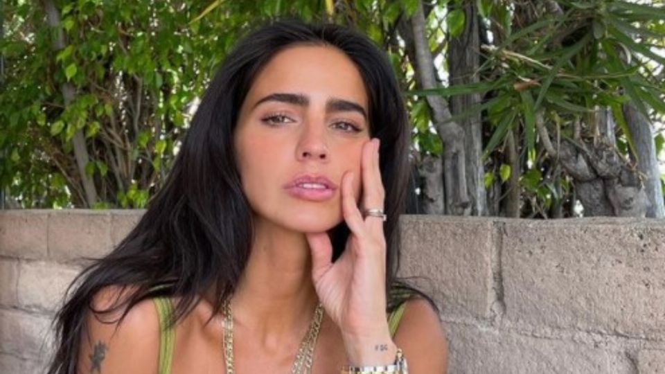 Bárbara de Regil escribió sus emociones en una libreta. Foto: Instagram