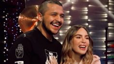 Belinda interrumpió el concierto de Christian Nodal para llenarlo de besos frente a todos | VIDEO