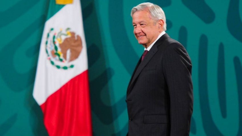 Le Monde llama a AMLO “hiperpresidente” por desacreditar al INE