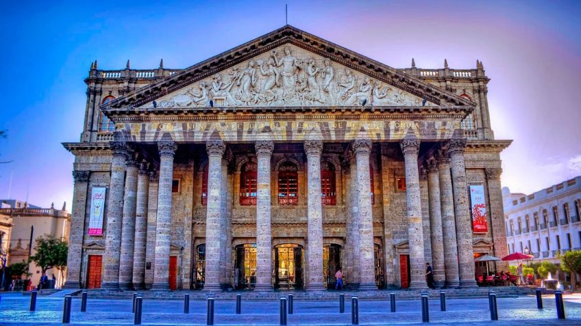 Teatro Degollado en Guadalajara es la casa de importantes artistas y místicas leyendas: Conoce sus historias