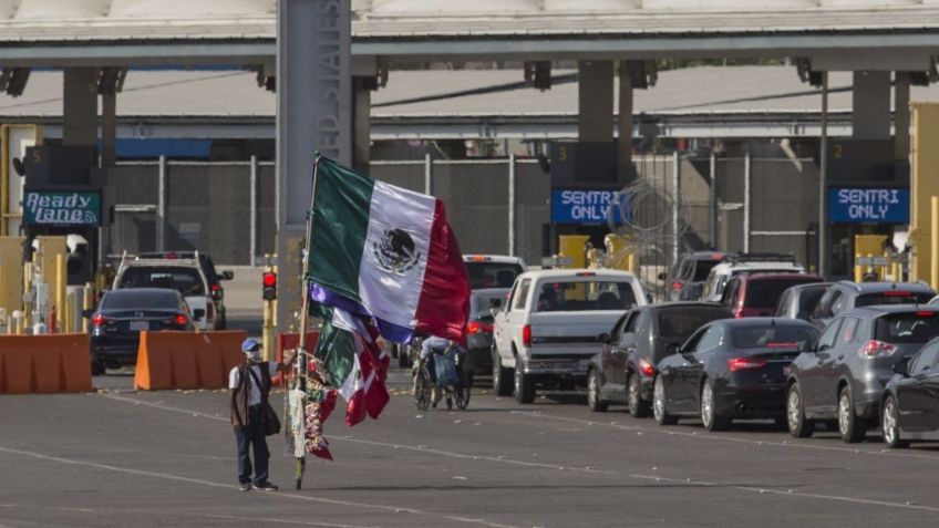 Estados Unidos extiende un mes más las restricciones no esenciales con México y Canadá