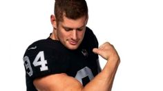 Carl Nassib, jugador de los Raiders, hace historia y se declara gay: VIDEO