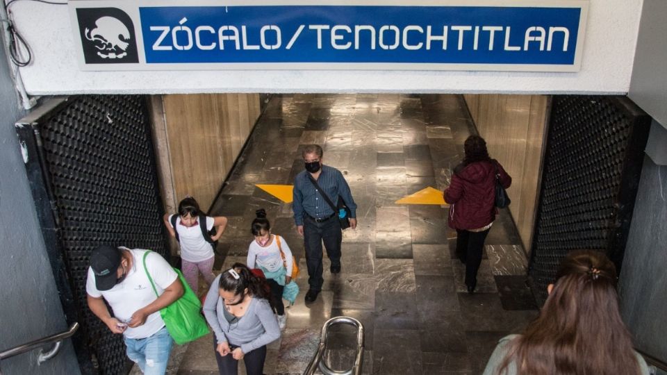 Si estás en el Metro y tiembla, es importante que mantengas la calma. Foto: Cuartoscuro