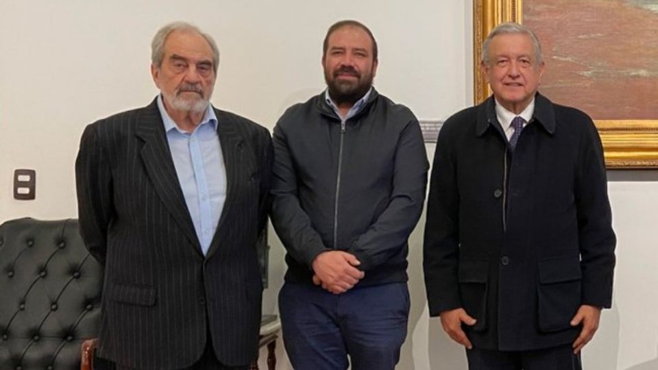 El presidente López Obrador envió condolencias a los familiares de Artís Espriú. Foto: @lopezobrador_