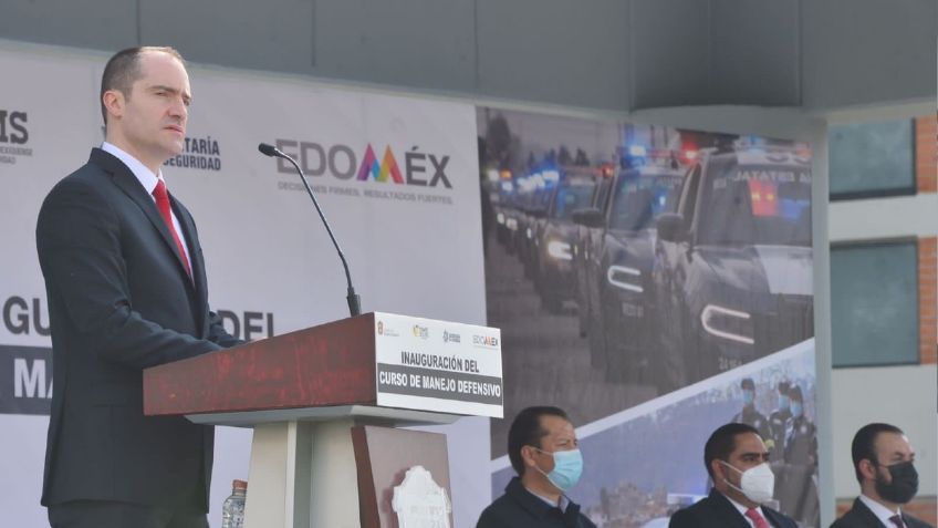 Edomex crea curso de defensa para combatir robos de autos