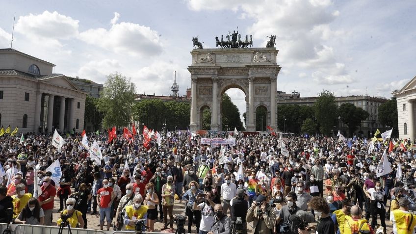 El Vaticano se opone a ley italiana que defiende a la comunidad LGBT