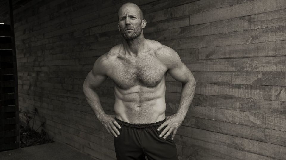 El actor Jason Statham lleva una rutina intensa para mantener un físico envidiable. Foto: Especial