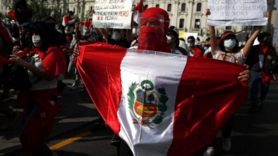 Protestas en Perú tras elecciones. Foto: Especial.