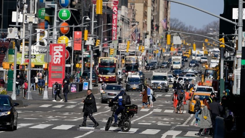 Nueva York pone fin al estado de emergencia por la mejora de la pandemia