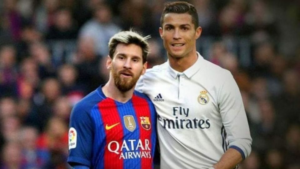 Lionel Messi y Cristiano Ronaldo, durante partido de la Liga Española. Foto: Especial