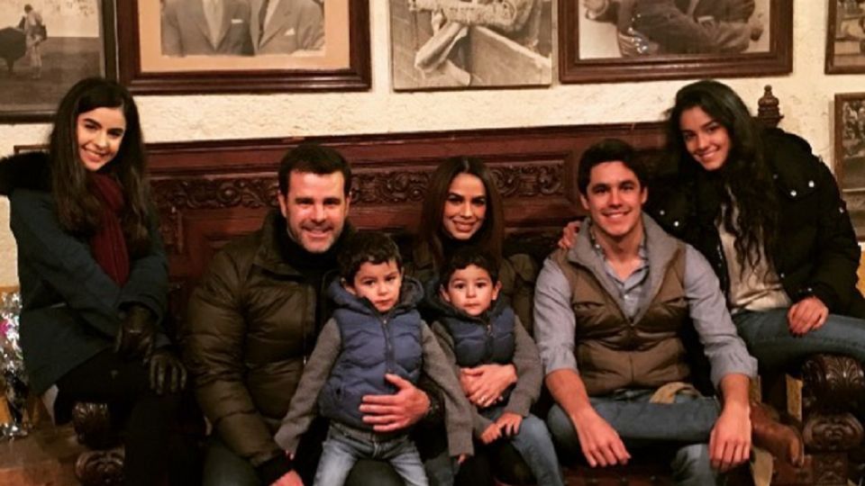 La familia Capetillo-Gaytán ha demostrado ser muy unida.Foto: Instagram/eduardocapetillog