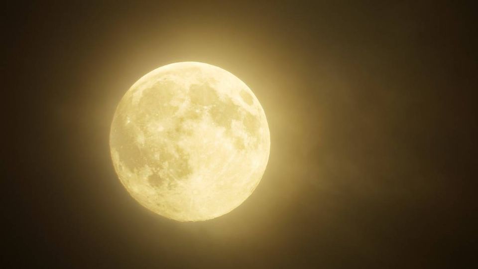 Este jueves por la noche podrá observarse la Superluna de fresa: Foto: Mar Gómez