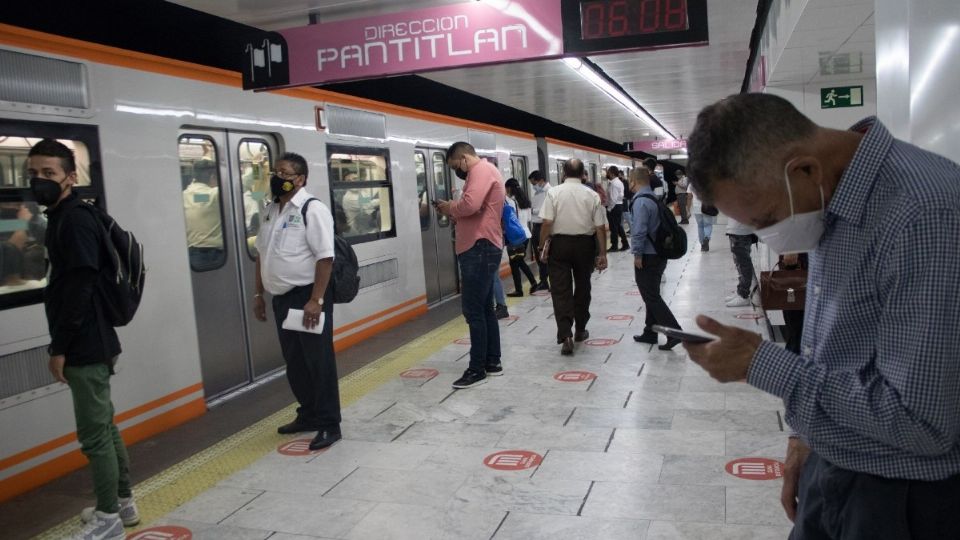 Solo el 45% de la población citadina usaba el transporte público para llegar a su lugar de trabajo. Foto: Cuartoscuro