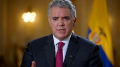 Atacan helicóptero en que viajaba presidente colombiano Iván Duque; se encuentra ileso