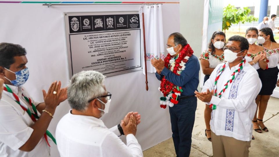 Inaugura la UT del Mar en Marquelia. El plantel con mayor inversión en todo el estado Foto: Especial